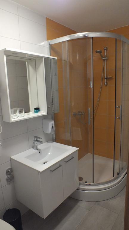 Guest House Ema Грабовац Екстериор снимка