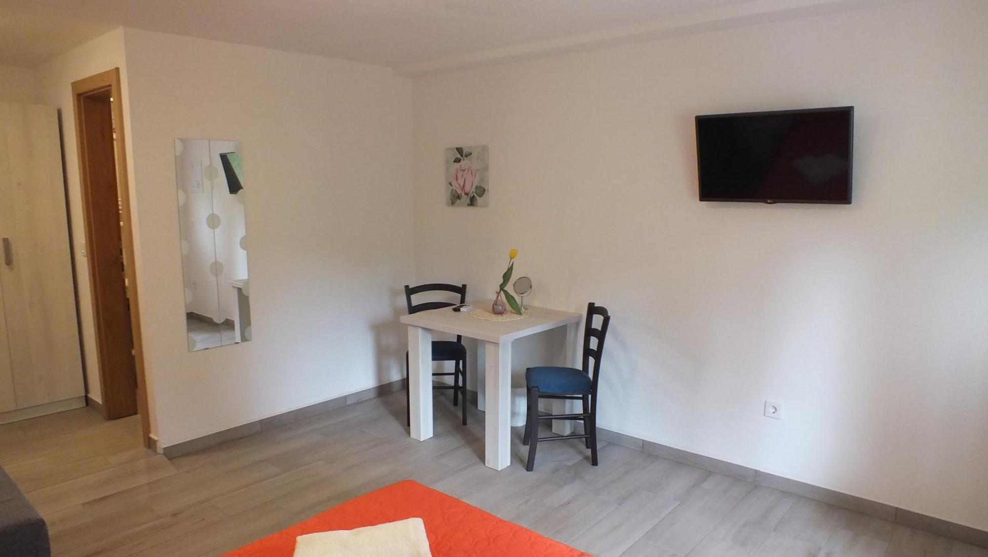 Guest House Ema Грабовац Екстериор снимка